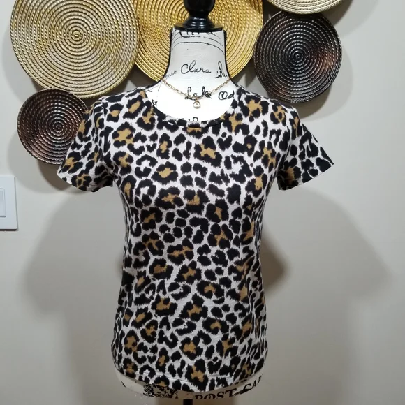 J.CREW Bundle 2 T-Shirt Short Sleeves, one Animal Print And Yellow SIZE XS. - Picture 2 of 16